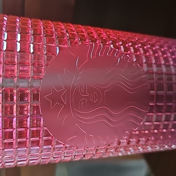 Starbucks 2022 Watermelon Pink Purple Gradient Ombre Grid 24oz Venti Tumbler Cup - Picture 2 of 3